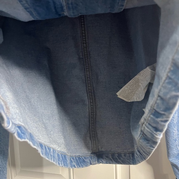 Zara collarless Cropped denim Jean Boxy Fit jacket w/ silver buttons XS - Picture 9 of 9